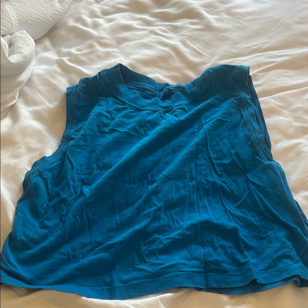 cropped poolside lulu top